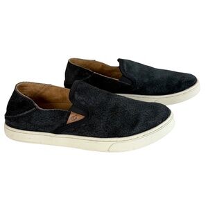 Black Slip-On Women's Casual Sneakers